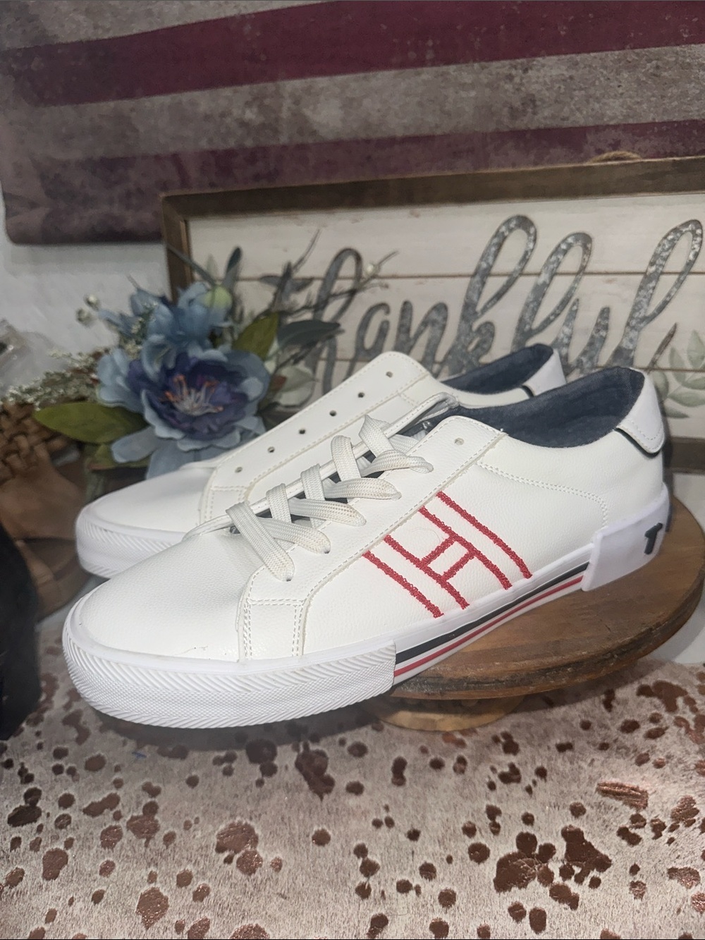 NWOT Tommy Hilfiger White Sneakers with Red Logo Stripe